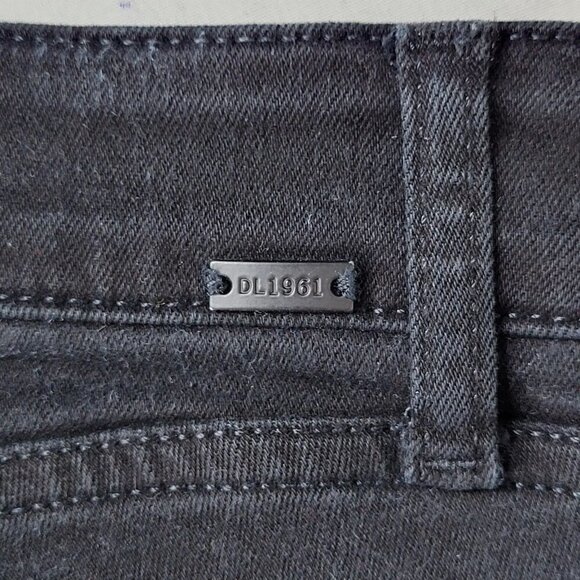 DL1961 Mara Jeans Size 24 25X27 Black Straight Ankle Frayed Hem Low Rise USA - Picture 4 of 16